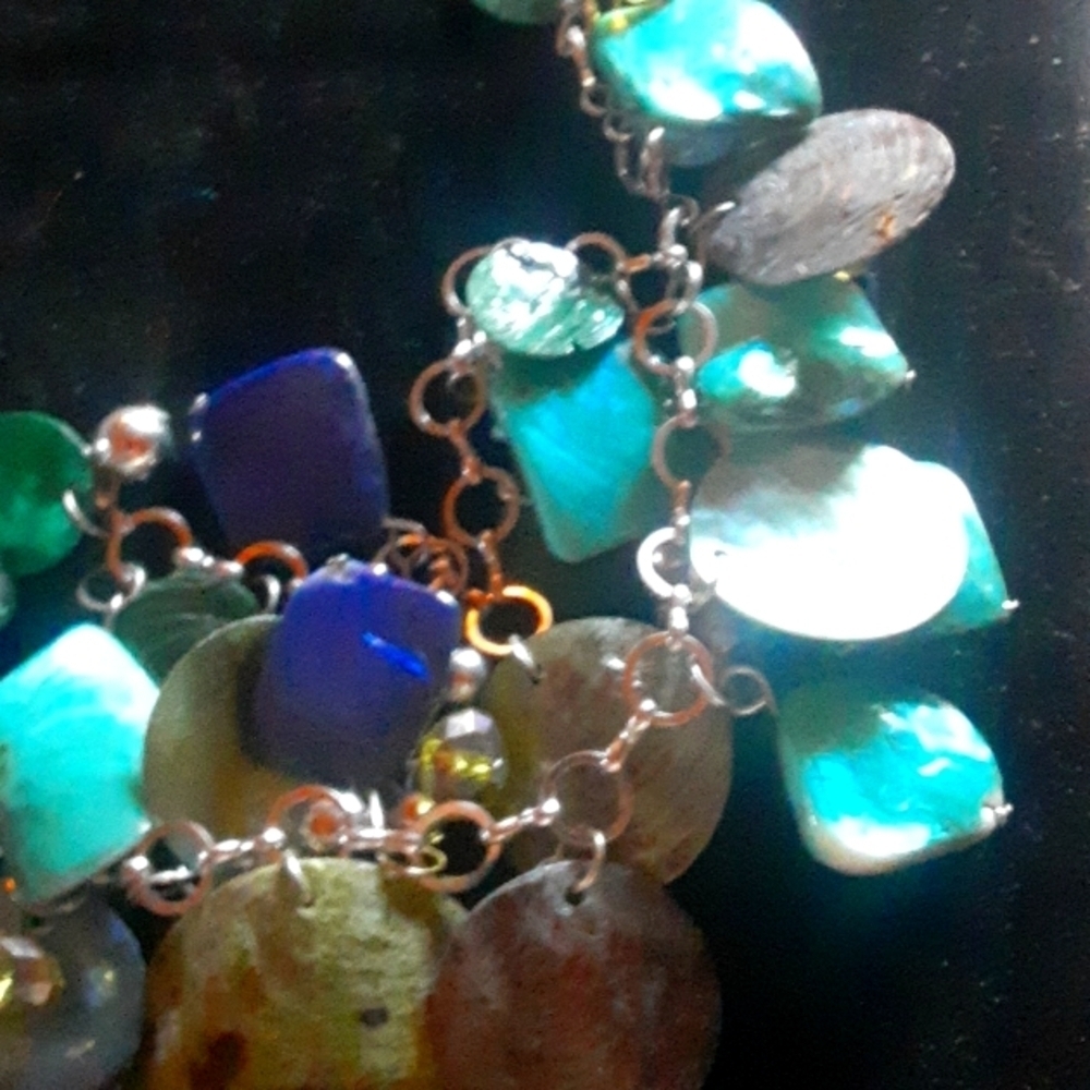 Colorful Shell Statement Necklace - image 4